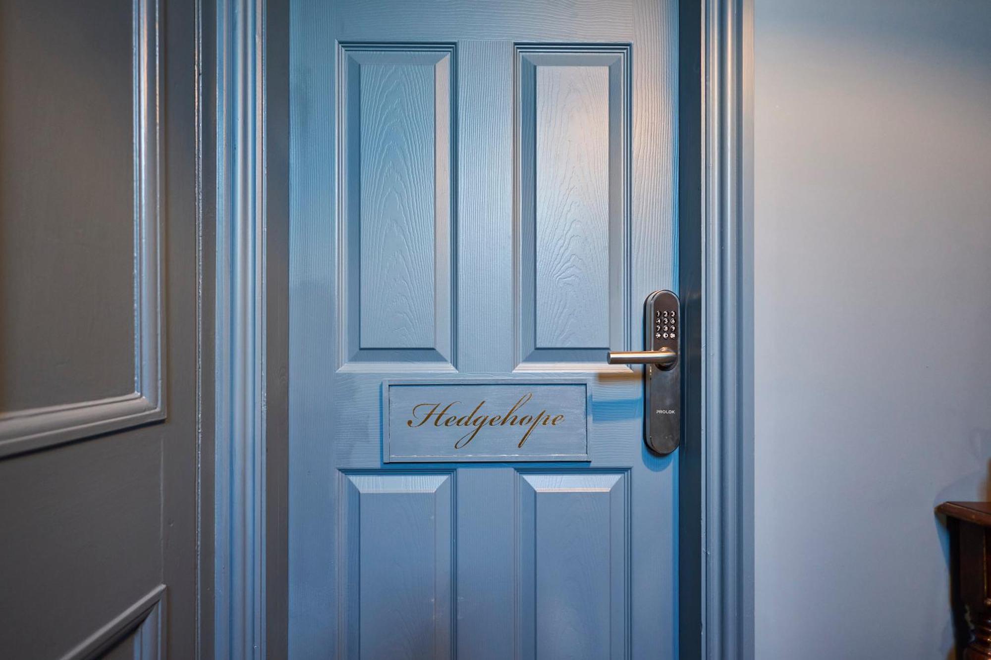 וולר Arlington House Hotel - Self Check-In Suites חדר תמונה